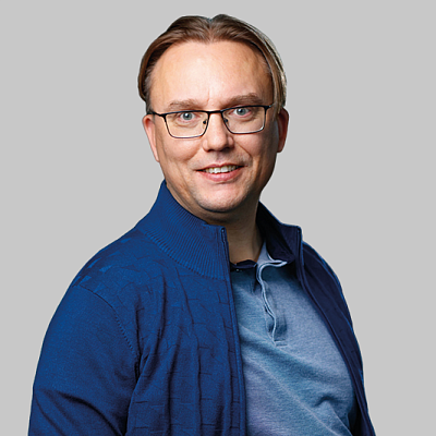 Михаил Милинис